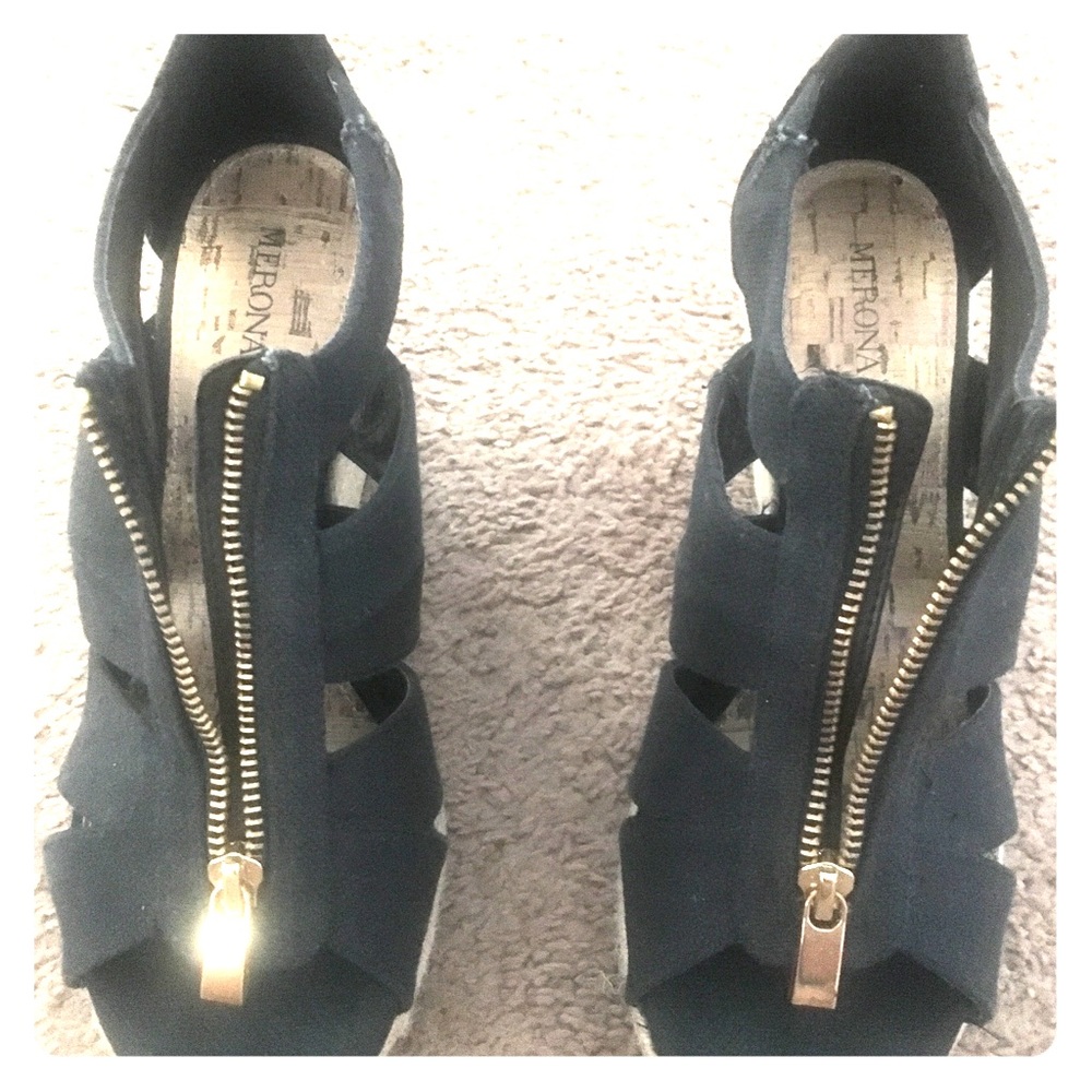 Merona wedge sandals black size 8.5